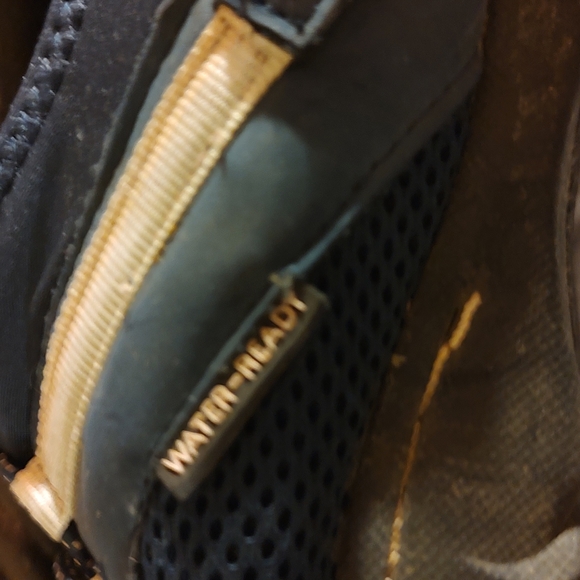 Navy blue with peach/white accents. Used but great shape. Women's 8m - Picture 3 of 4